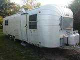 1968 Avion Trailer Imperial 31'
