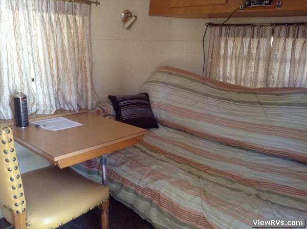 1969 Avion Travelcader 28 Trailer