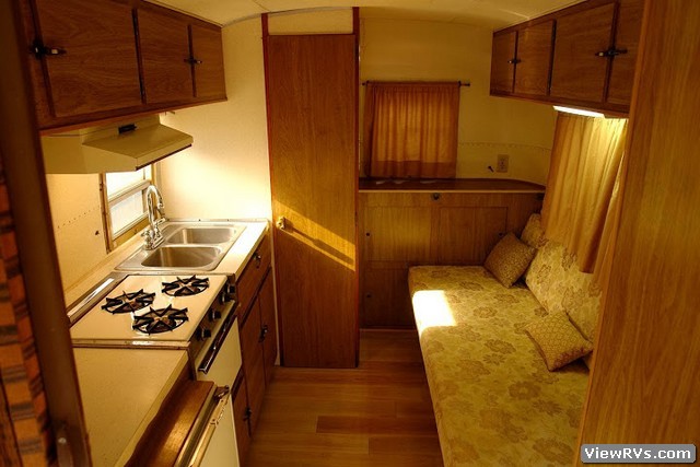 1970 Avion Trailer Suntrail Sports Special 19' (A)