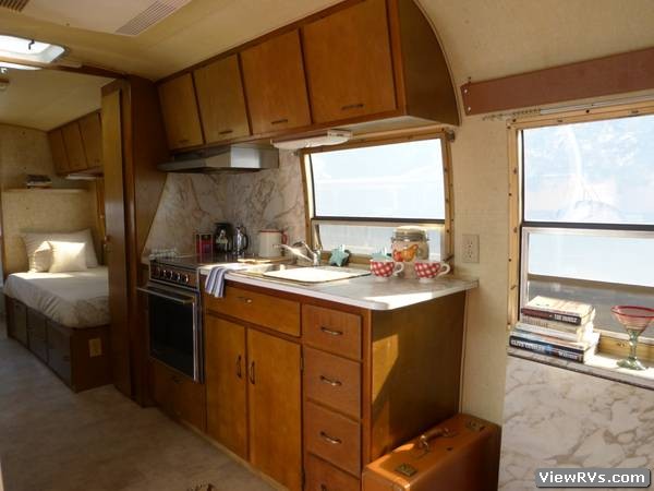 1970 Avion Trailer Travelcader Ultra (A)