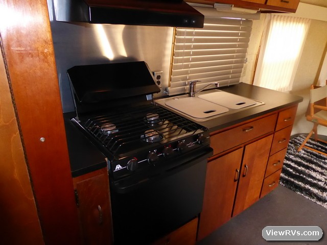 1971 Avion Travel Trailer Travelcader