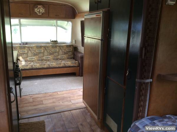 1974 Avion Trailer Travelcader 28 (A)