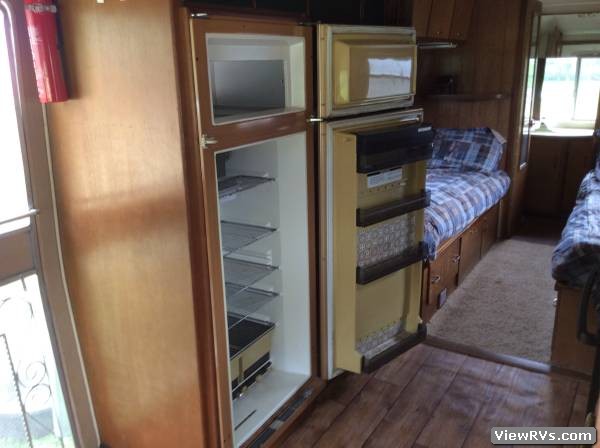1974 Avion Trailer Travelcader 28 (A)