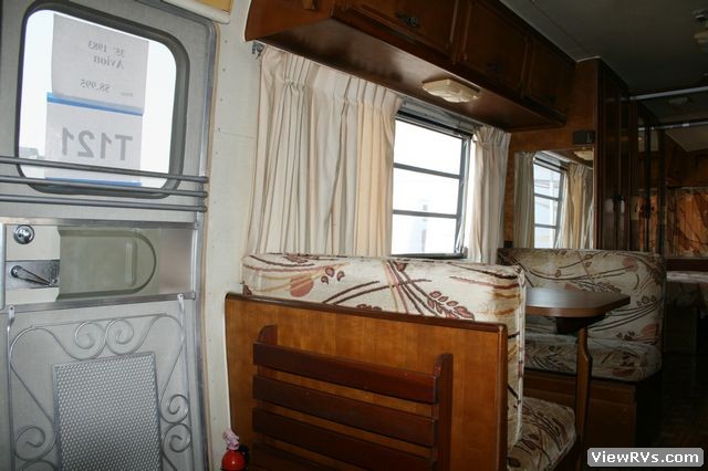 1983 Avion 34W 34' Travel Trailer (B)