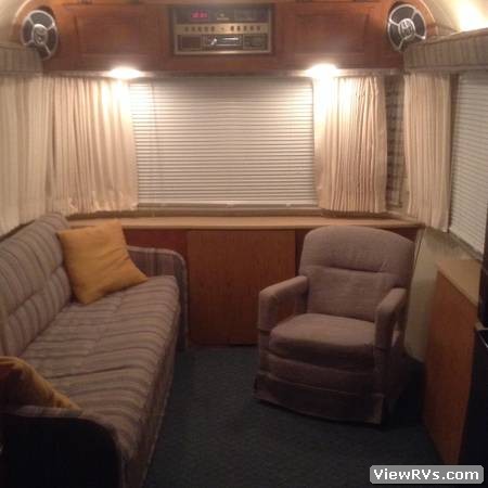 1985 Avion 30R 30' Travel Trailer (A)