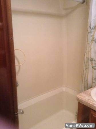 1985 Avion 30R 30' Travel Trailer (A)