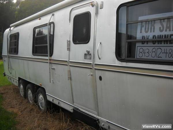 1986 Avion Travel Trailer 34V (B)