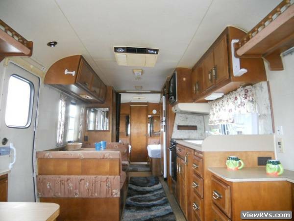 1986 Avion Trailer 34' (C)