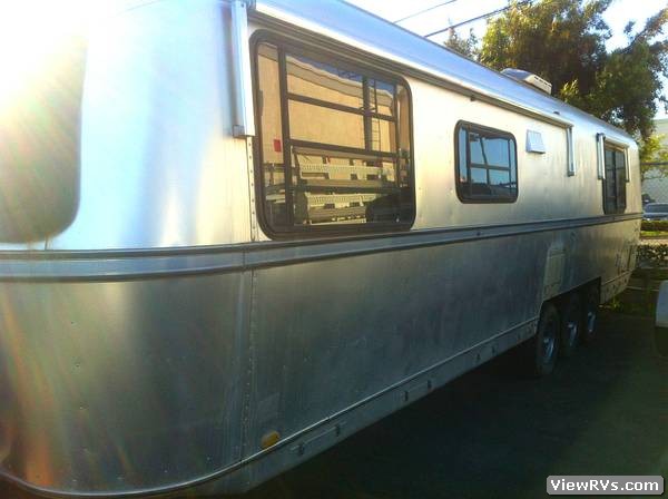 1988 Avion Travel Trailer 34V (A)