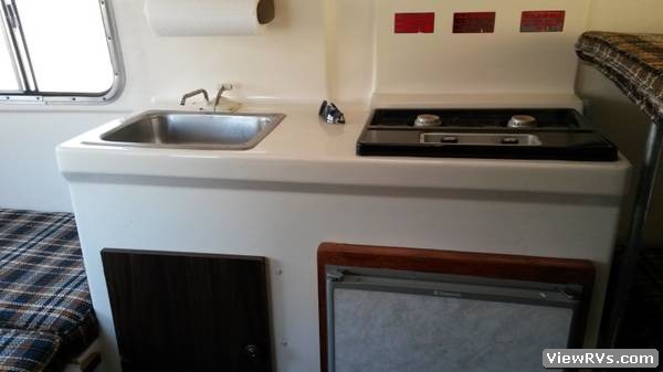 1983 Burro Trailer 13' (A)