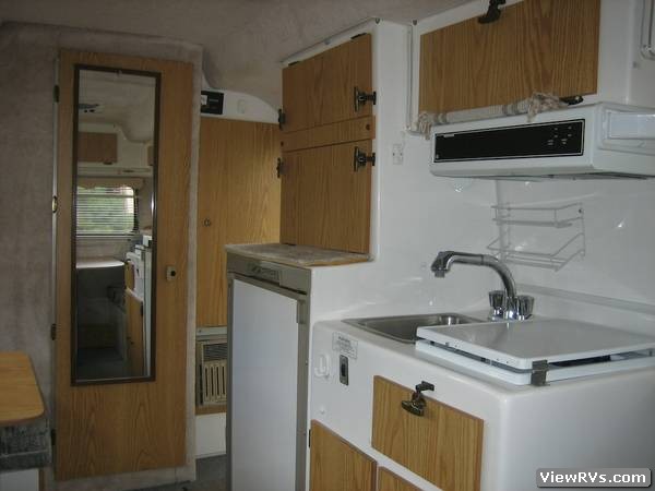 1999 Casita Trailer Spirit Deluxe 17' (A)