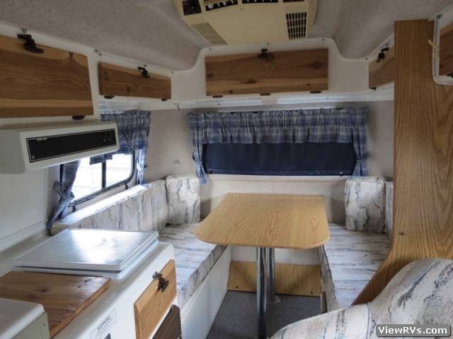 2001 Casita Travel Trailer Freedom Deluxe 17' (A)
