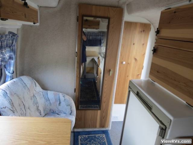 2001 Casita Travel Trailer Freedom Deluxe 17' (A)