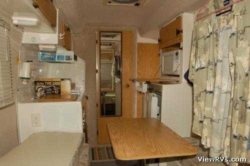 2002 Casita Travel Trailer Liberty Deluxe 17' (A)