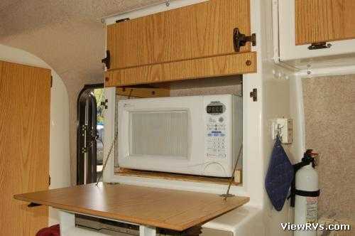 2002 Casita Travel Trailer Liberty Deluxe 17' (A)