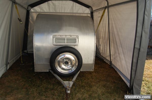 1946 Kit Manufacturing Teardrop Travel Trailer (A)