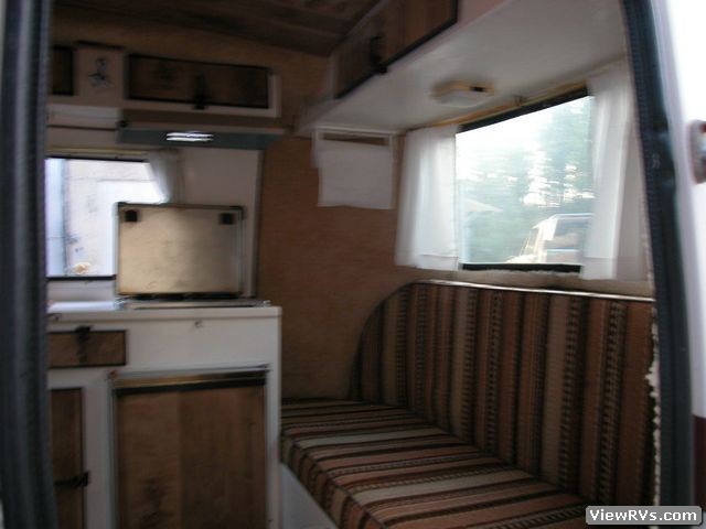 1984 Perris Valley Perris Pacer 13' Travel Trailer (A)