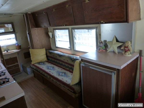 1964 Silver Streak Sabre 19 Trailer