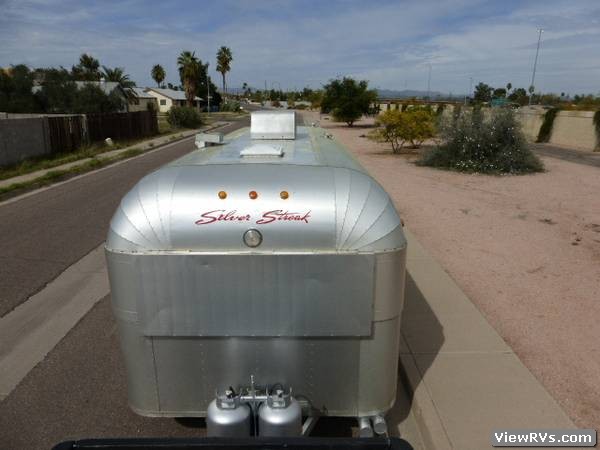 1967 Silver Streak Atlas 26' Travel Trailer (A)