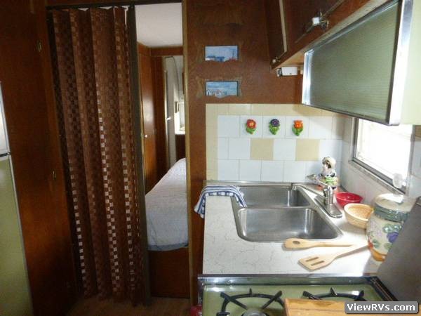 1967 Silver Streak Atlas 26' Travel Trailer (A)