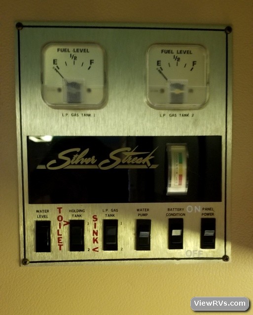 1975 Silver Streak Continental 3200 Travel Trailer