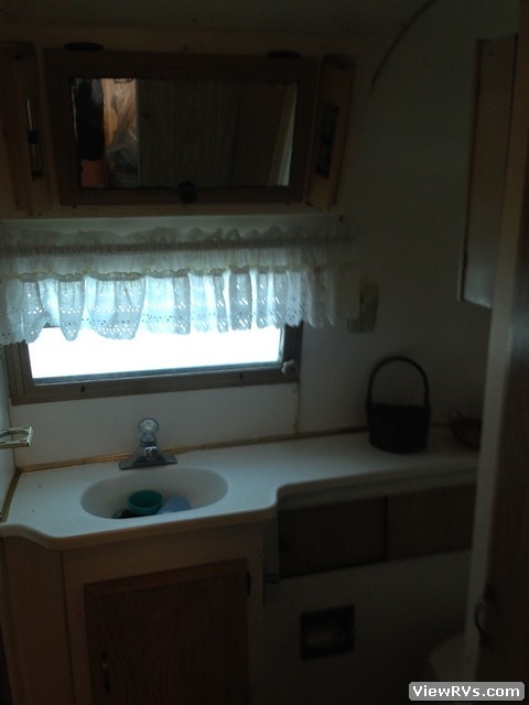 1973 Streamline Imperial 33' Travel Trailer